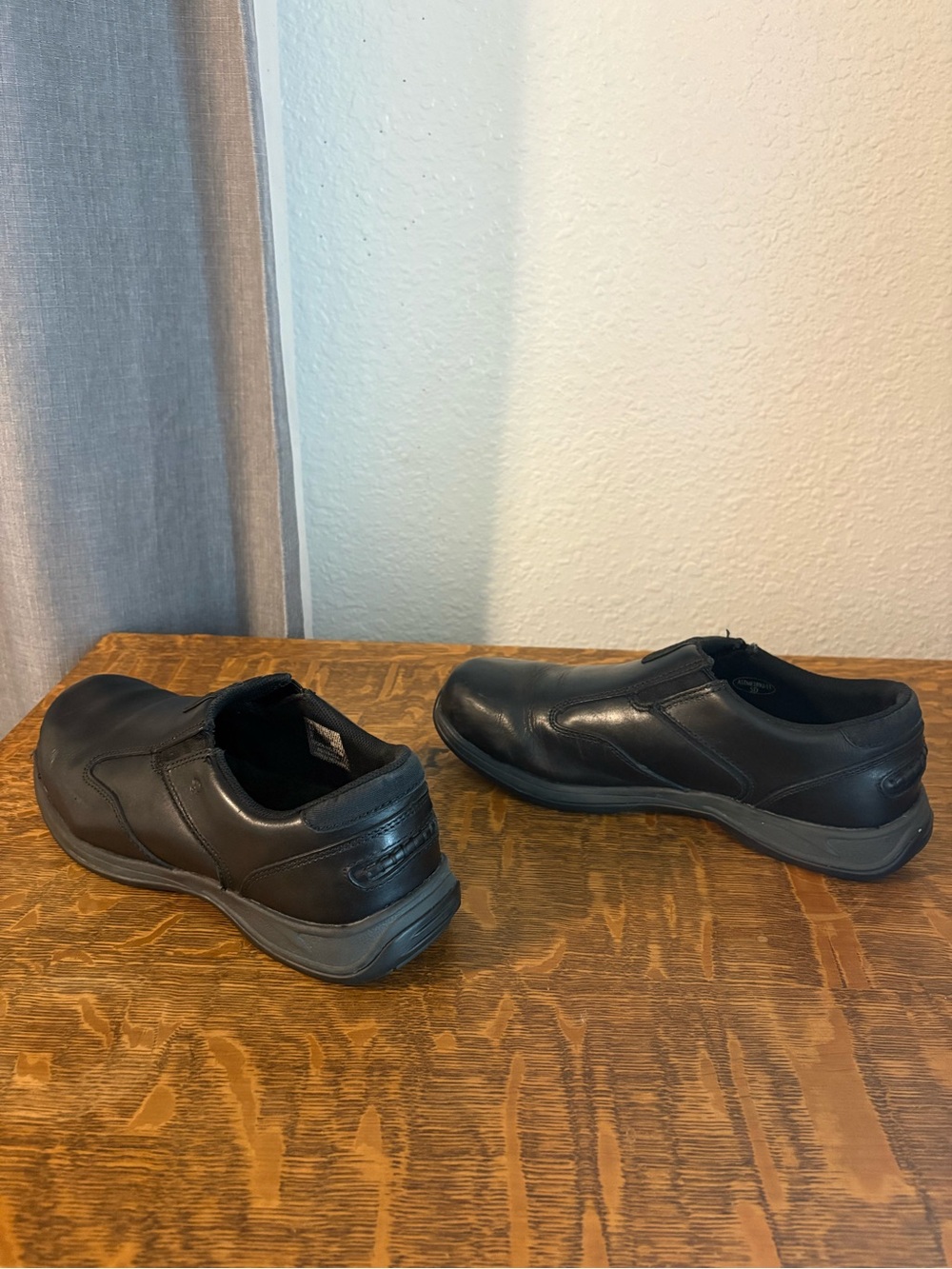 Red Wing Slip Resistant Work Shoes Men’s 8.5 D Black Leather Slip On Safety Work - Picture 4 of 9